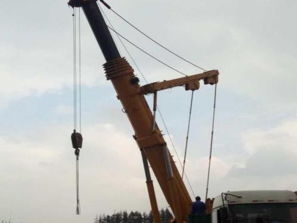 吉安县吊车租赁公司_吊车对于吊装场地勘察